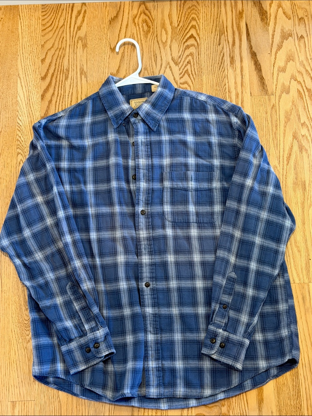 Arrow Blue Plaid Long-Sleeve Button-Down Shirt